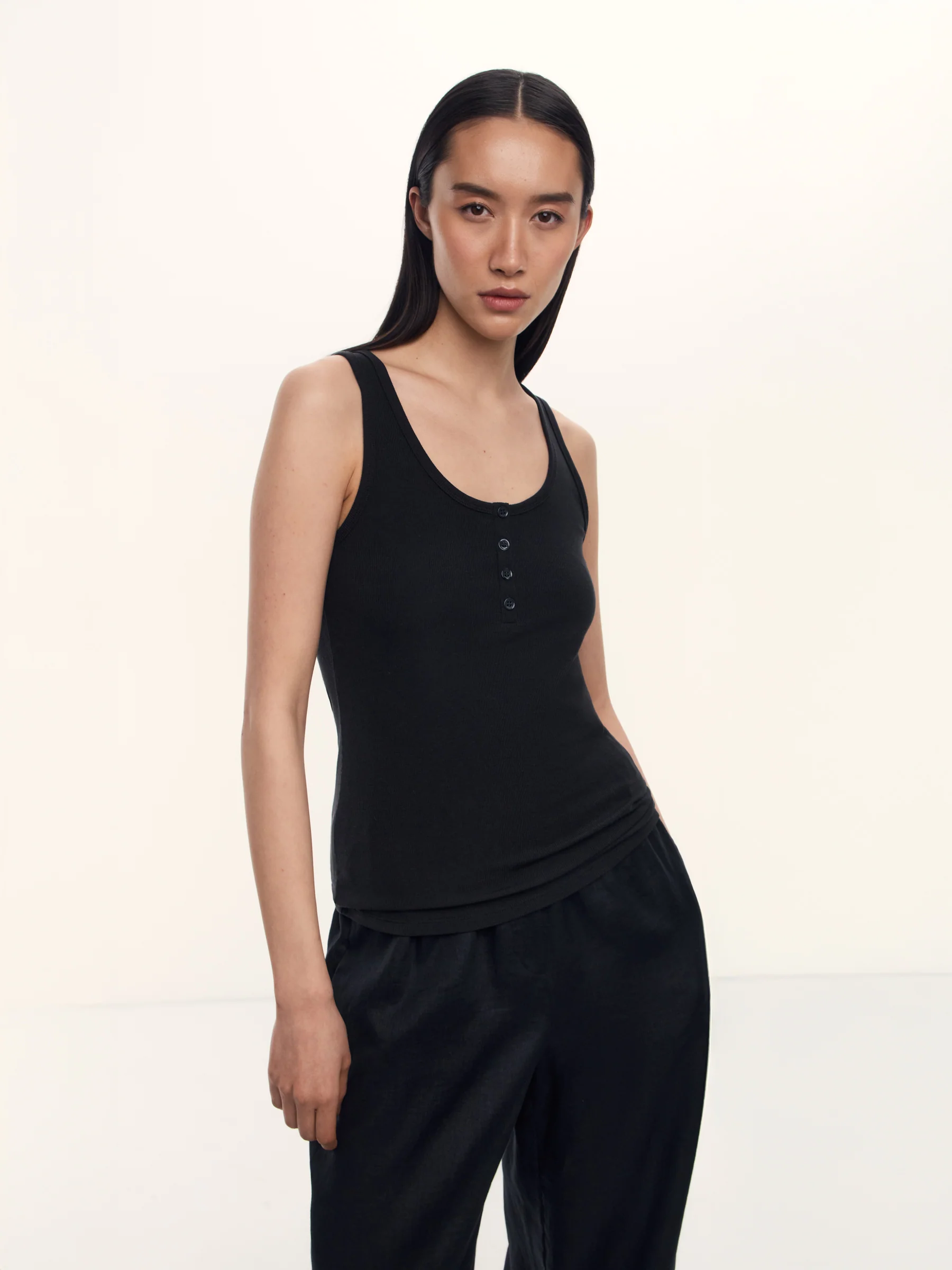 Tops & Bodysuits Female